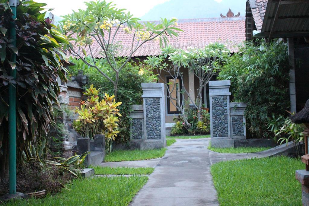 Magus Homestay ペムテラン エクステリア 写真