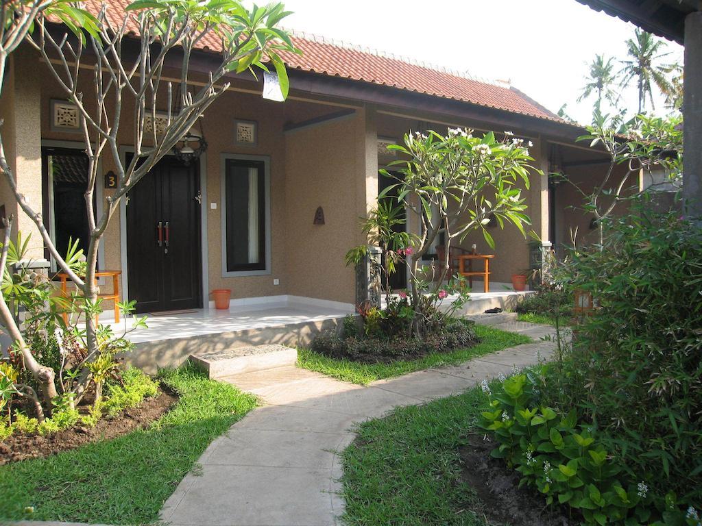 Magus Homestay ペムテラン エクステリア 写真